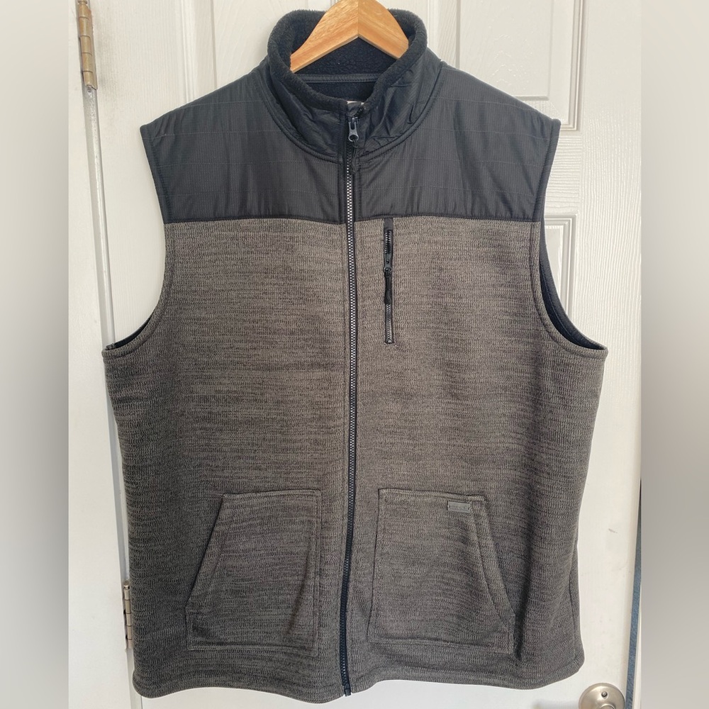 Ascend Xploration Cabela's Fleece Vest Zippered Pockets Men's Gray / Black XXL